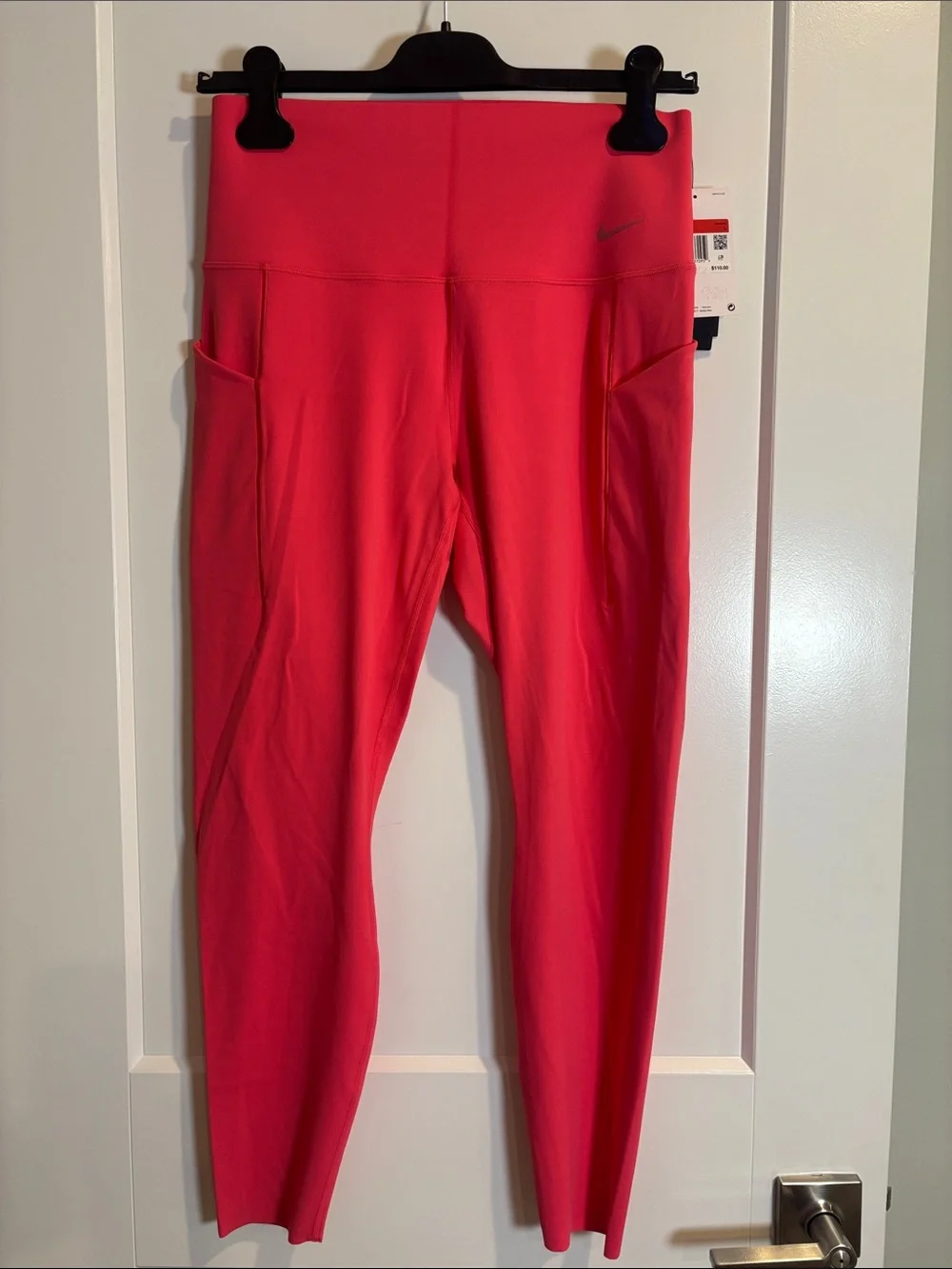 Nike Women’s Universa High Rise Dri-fit Leggings with Pockets Large